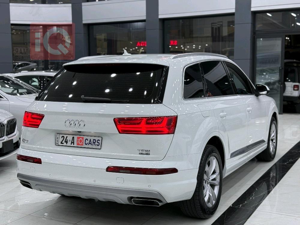 اودي Q7